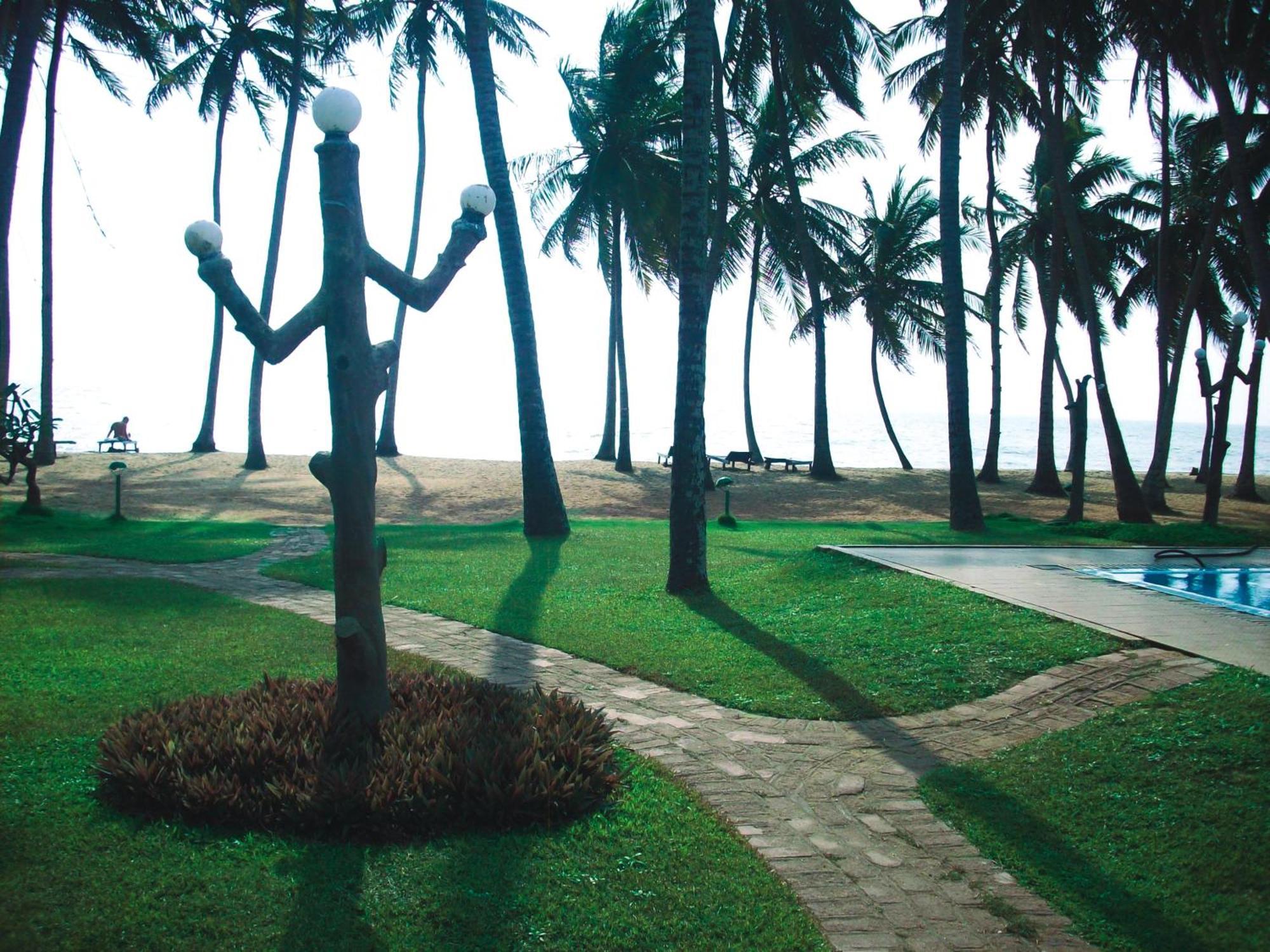 Sanmali Beach Hotel Marawila Esterno foto