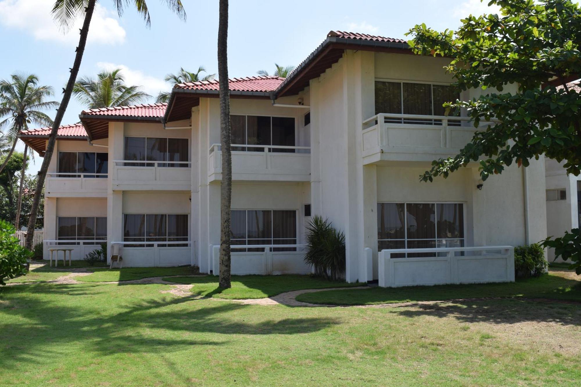 Sanmali Beach Hotel Marawila Esterno foto