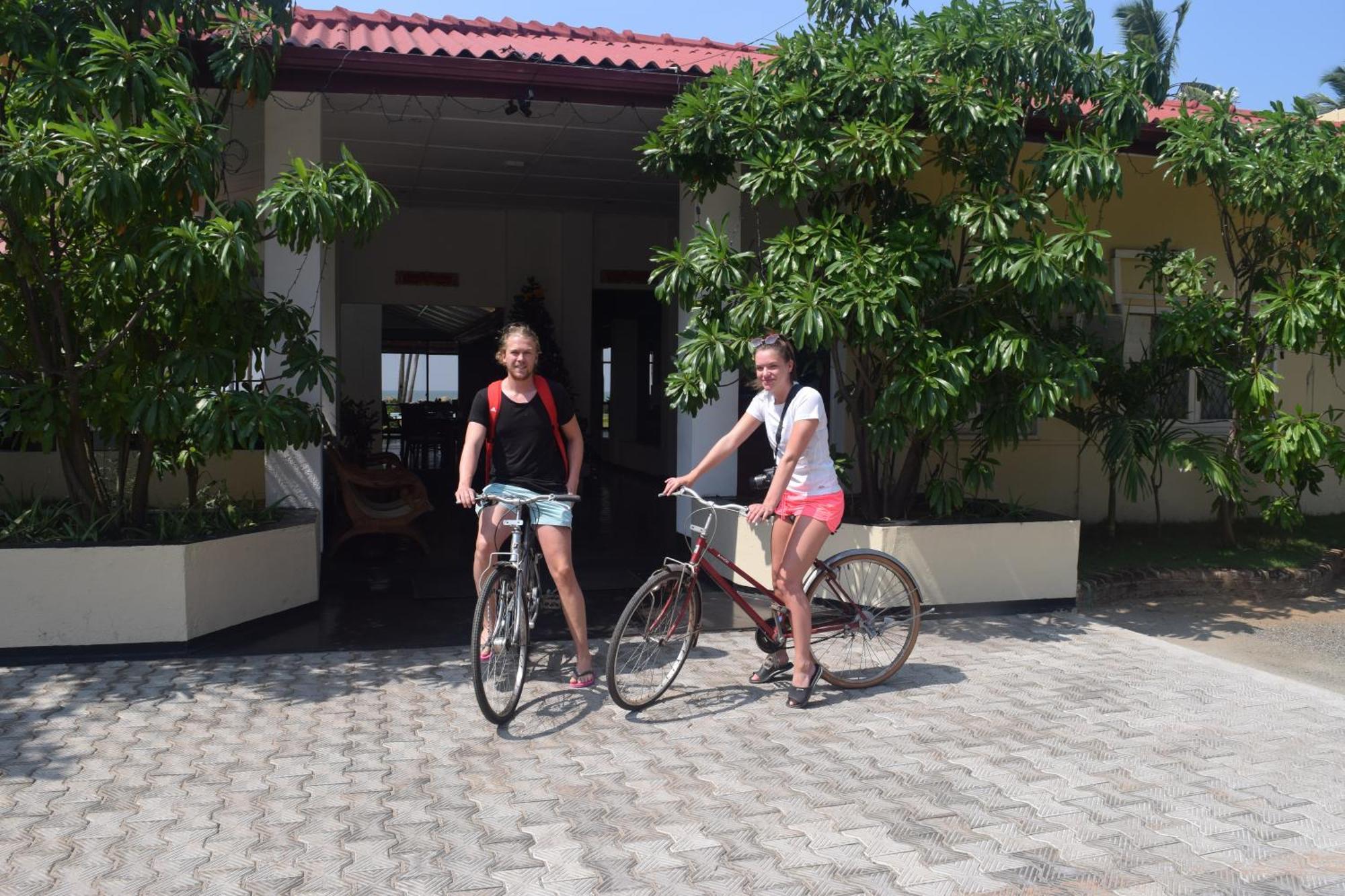 Sanmali Beach Hotel Marawila Esterno foto