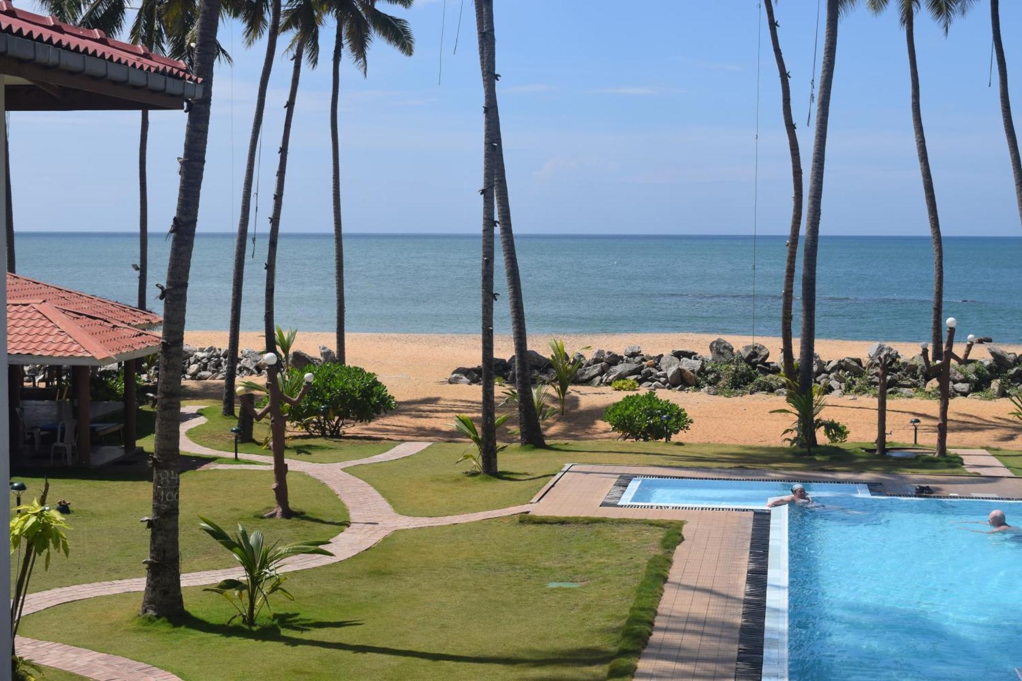 Sanmali Beach Hotel Marawila Esterno foto
