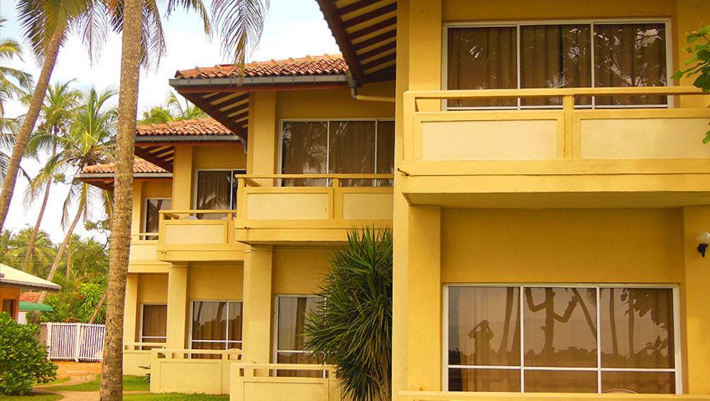 Sanmali Beach Hotel Marawila Esterno foto